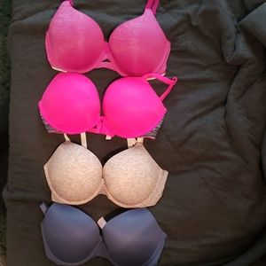 BRAND NEW VS bras  34D